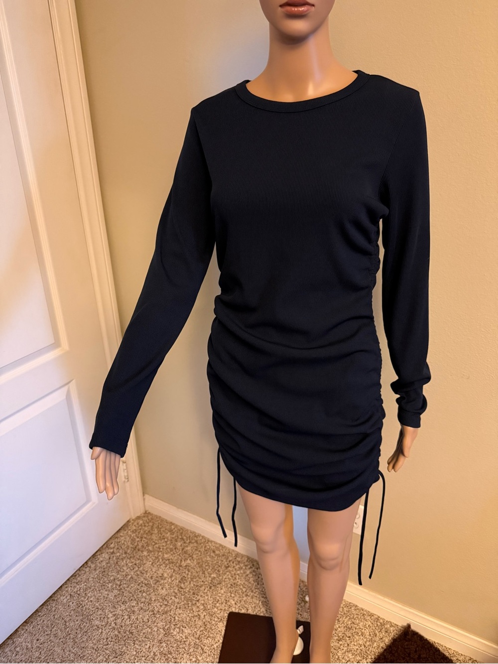 Women's Navy Long Sleeve Ruched Dress